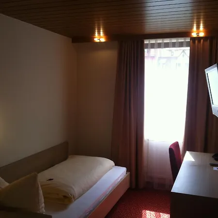Otel Tauberhotel Kette