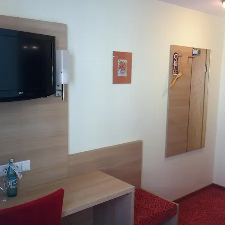 Tauberhotel Kette