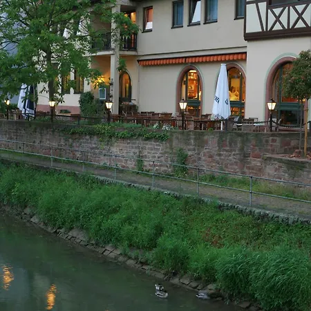 Otel Tauberhotel Kette