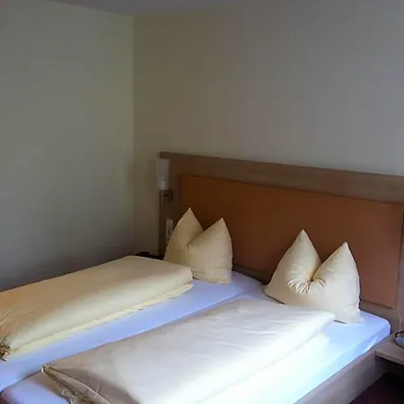 Tauberhotel Kette 베르트하임