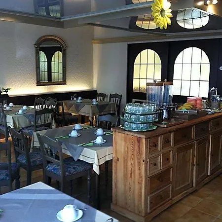 Tauberhotel Kette 베르트하임